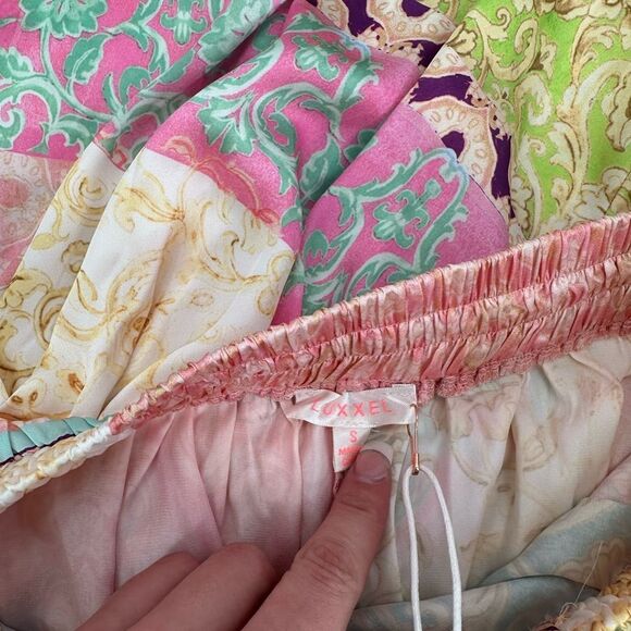 2pc Luxxel Uptown Chic Satin Short Set Button Down Floral - Picture 9 of 14